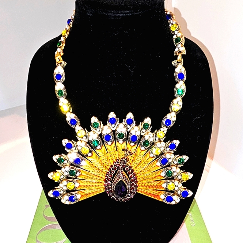 Sassy Jones Vintage-Inspired Bib Necklace - Picture 1 of 3